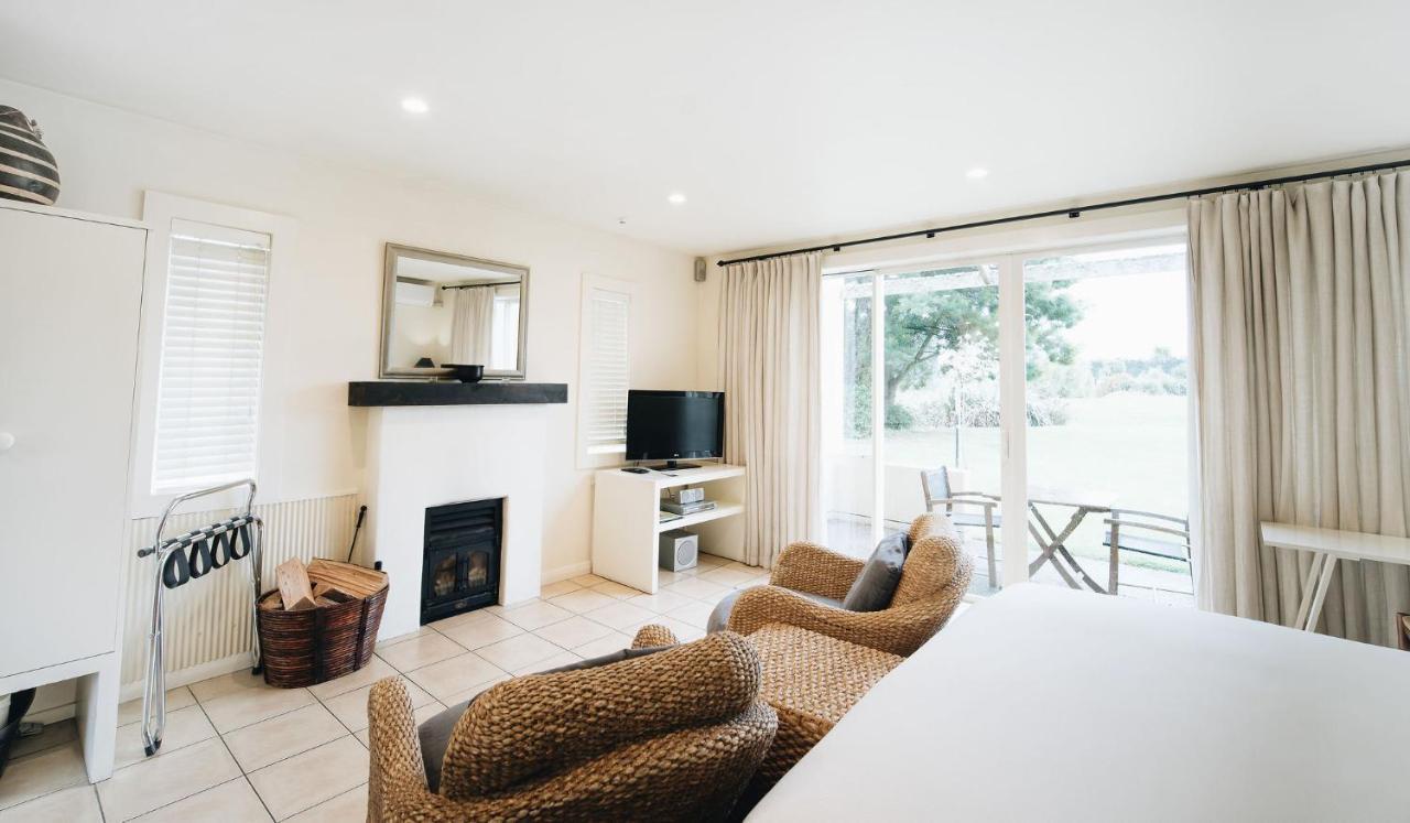 Brackenridge Country Retreat & Spa Martinborough Extérieur photo