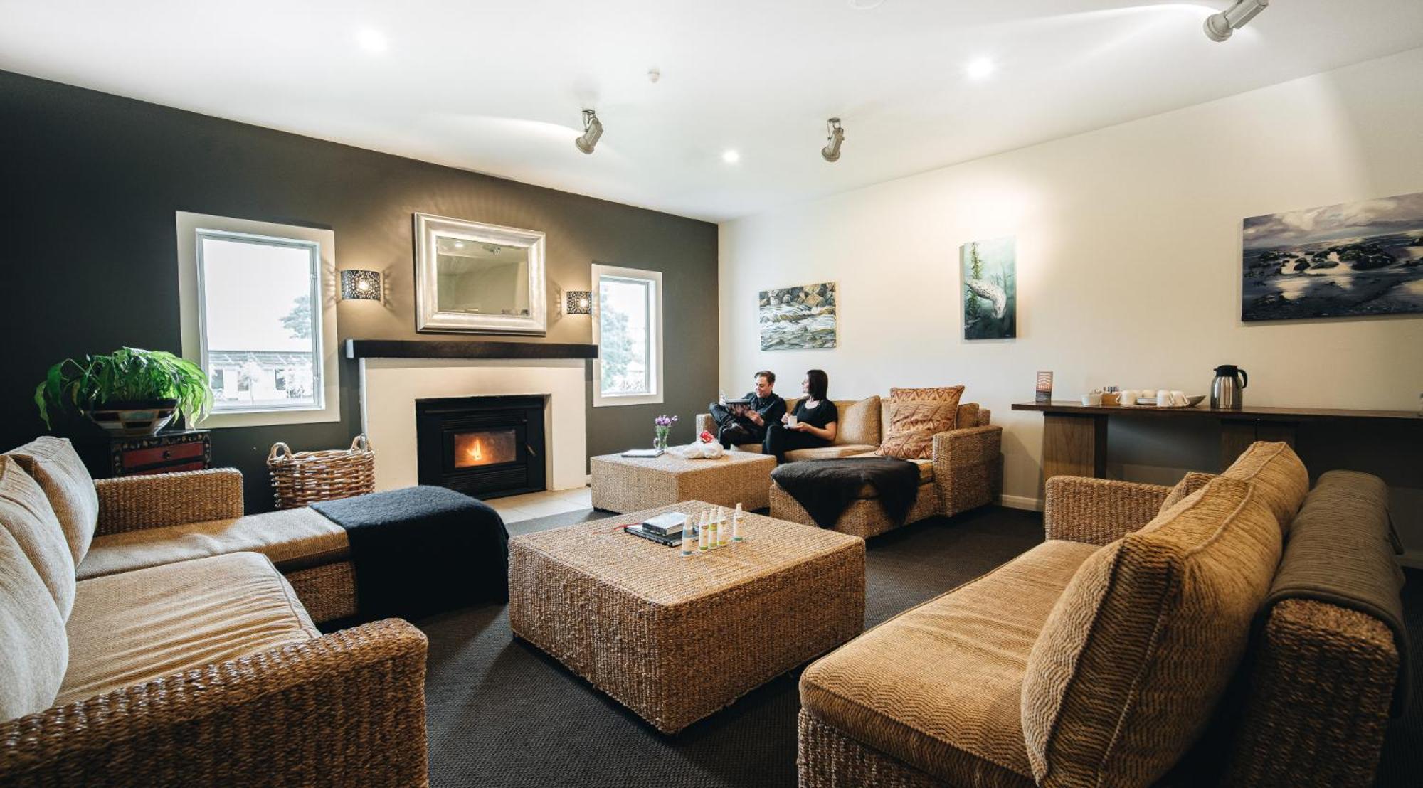 Brackenridge Country Retreat & Spa Martinborough Extérieur photo