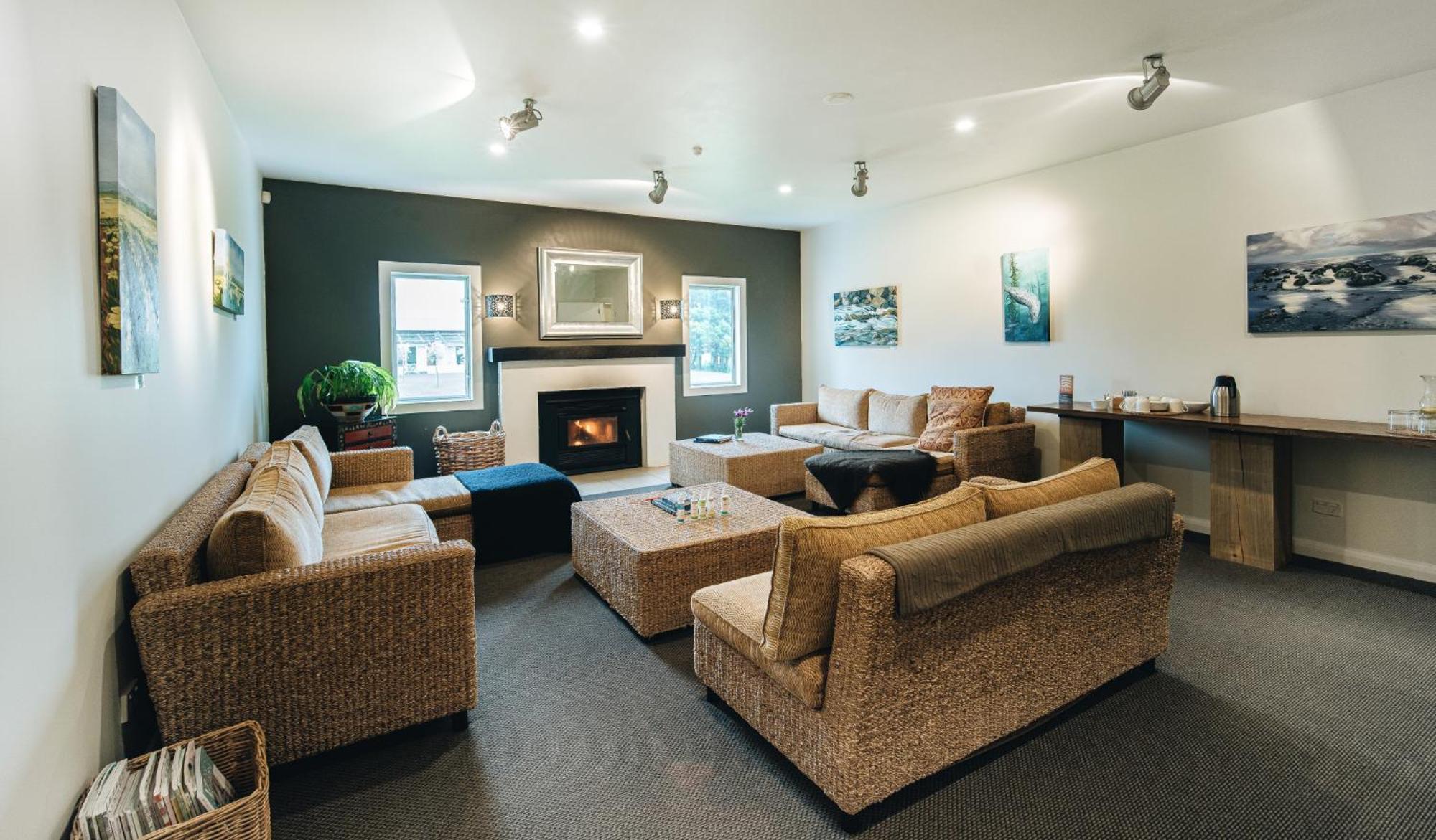 Brackenridge Country Retreat & Spa Martinborough Extérieur photo