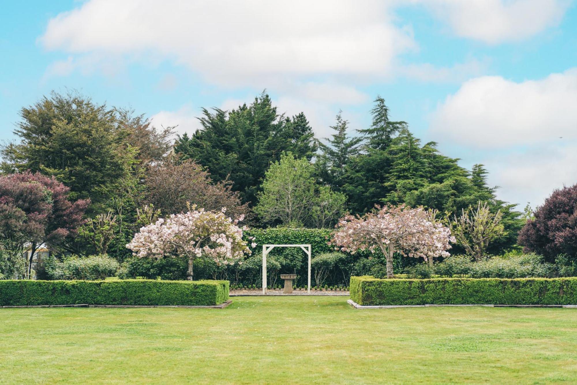 Brackenridge Country Retreat & Spa Martinborough Extérieur photo